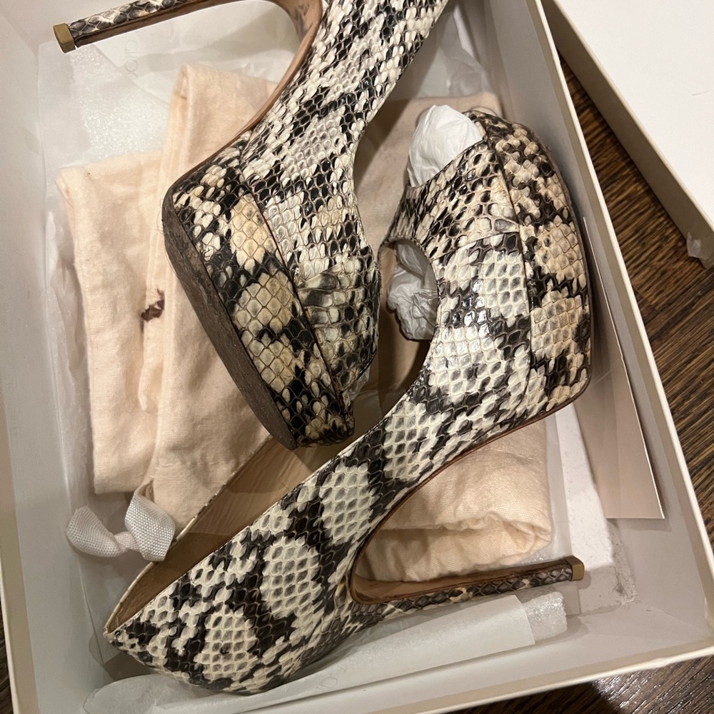 Snakeskin Peep Toe Heel